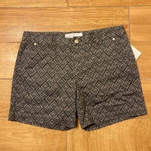 Carve Designs patterned shorts NWT